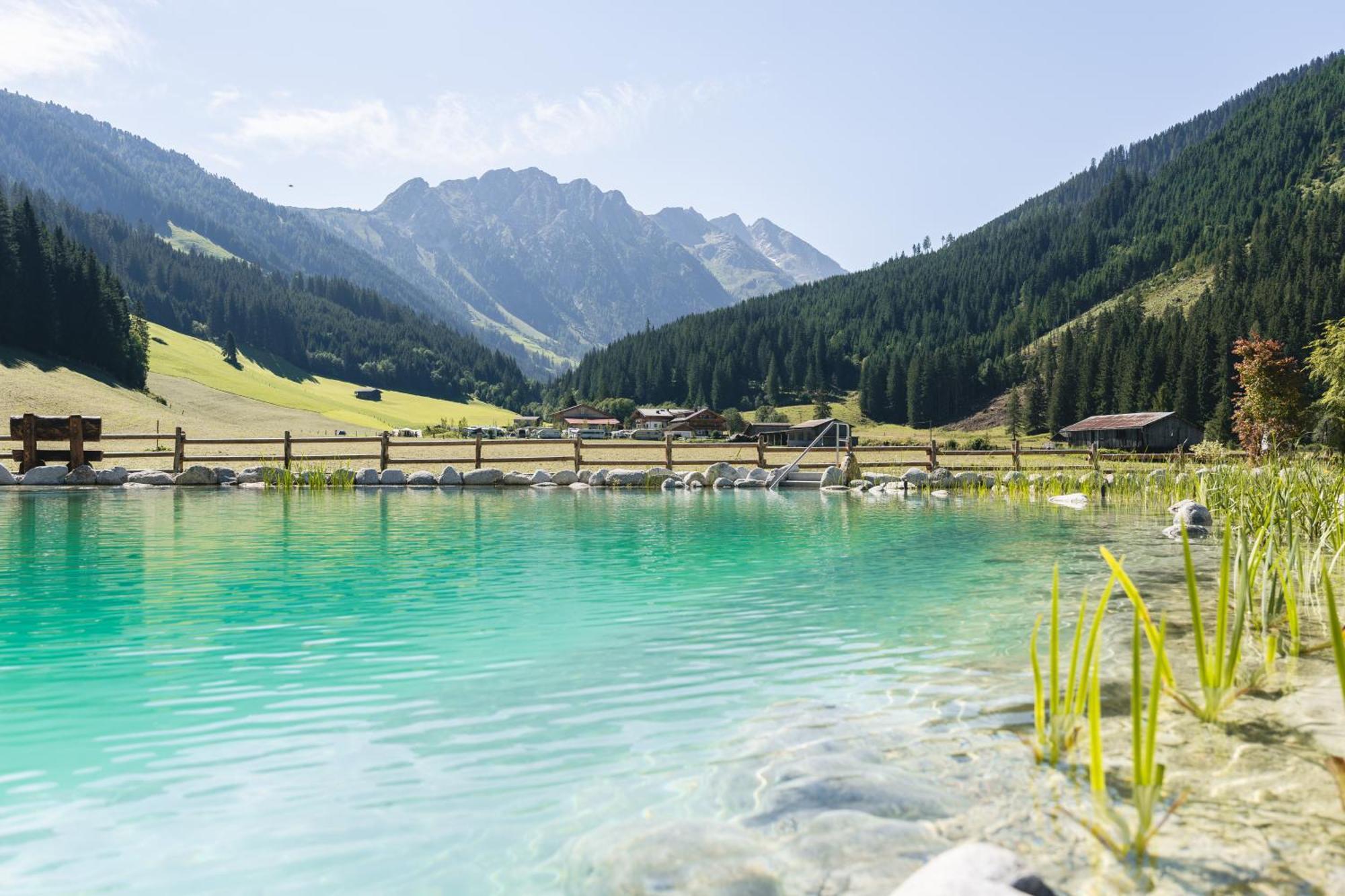 Traumhotel Alpina Superior --Yoga Und Ayurvedahotel (Adults Only) Герлос Екстериор снимка